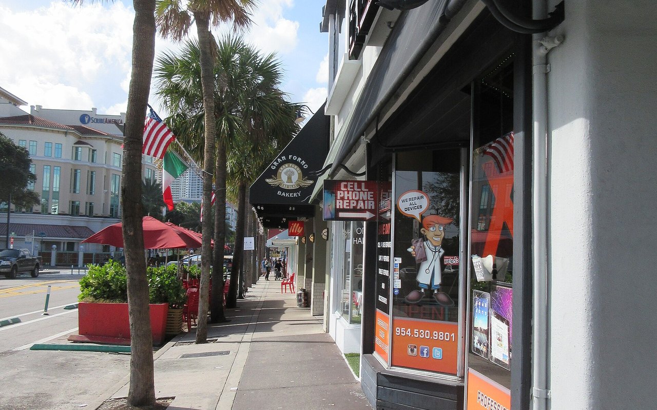 Las Olas Boulevard in Fort Lauderdale, Florida